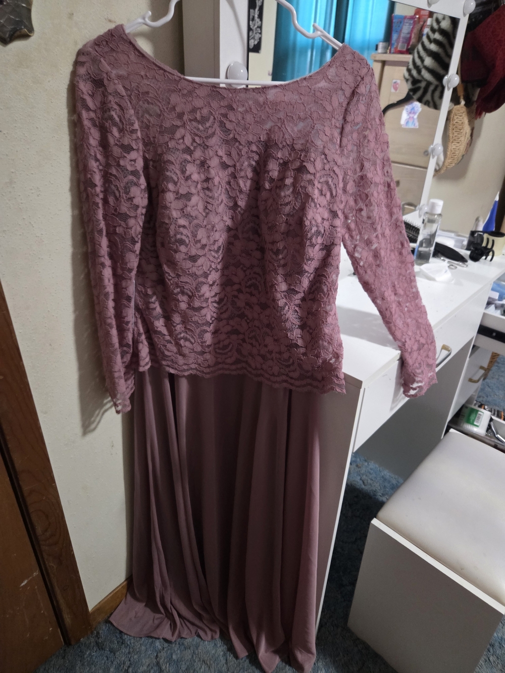 Women's Lace Bridesmaids Maxi Dress in Vintage Mauve